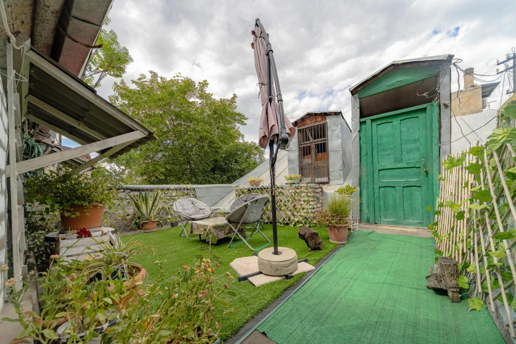 Guest House Tabukashvili 31 Tbilisi Exterior photo